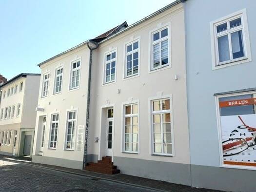 Wohnung zur Miete 575 € 3 Zimmer 88 m² 1. Geschoss Güstrow Güstrow 18273
