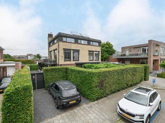 Villa zum Kauf 1.695.000 € 8 Zimmer 333 m² 666 m² Grundstück raadhuislaan 4 De Ronde Venen 3641 EH