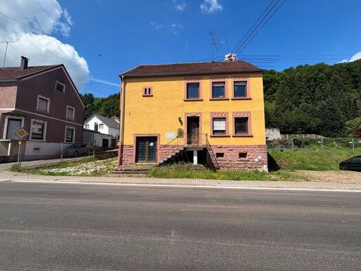 Einfamilienhaus zum Kauf 115.000 € 7 Zimmer 160 m² 344 m² Grundstück Haustadt Beckingen 66701