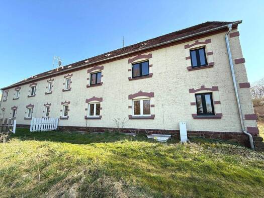 Haus zur Miete 650 € 10 Zimmer 170 m² frei ab sofort Alte Dorfstraße 8 Cannewitz Grimma 04668