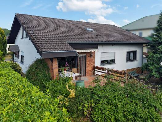 Einfamilienhaus zum Kauf 398.000 € 5 Zimmer 168,5 m² 713 m² Grundstück Rheinhausen Oberhausen-Rheinhausen 68794