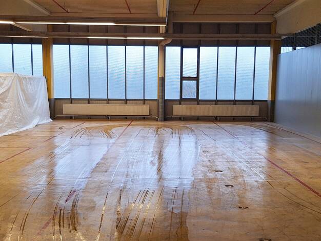 Lagerhalle zur Miete 3,95 € 149,5 m² Lagerfläche teilbar ab 75 m² Im Pfingstwasen 1 Stadtgebiet Göppingen 73035