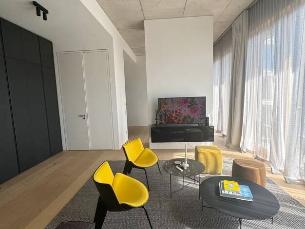 Wohnung zur Miete 3.200 € 2 Zimmer 75 m² frei ab sofort Aaron-Bernstein-Platz 3 Mitte Berlin 10117
