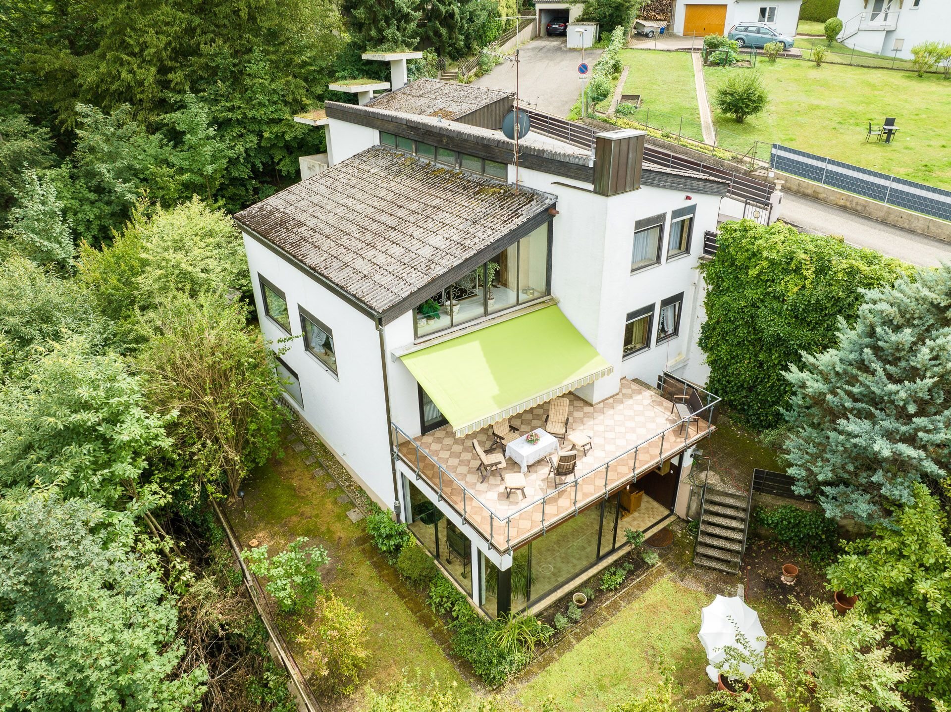 Haus zum Kauf 488.000 € 9 Zimmer 320 m²<br/>Wohnfläche 846 m²<br/>Grundstück ab sofort<br/>Verfügbarkeit Kastanienweg 6 Langenbrand Forbach 76596