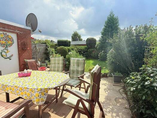 Reihenmittelhaus zum Kauf 520.000 € 6 Zimmer 135 m² 232 m² Grundstück Wedel 22880