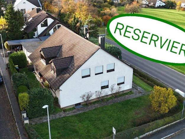 Einfamilienhaus zum Kauf 415.000 € 8 Zimmer 220 m² 927 m² Grundstück frei ab sofort Neunkirchen Neunkirchen a. Brand 91077