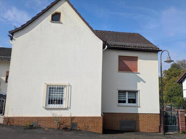 Einfamilienhaus zur Miete 1.300 € 5 Zimmer 130 m² 300 m² Grundstück Bobenhausen I Ranstadt 63691