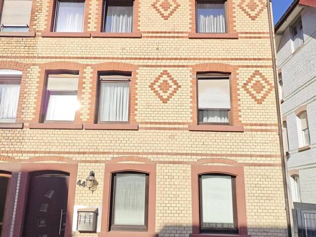 Doppelhaushälfte zum Kauf 220.000 € 7 Zimmer 168 m² 444 m² Grundstück Höfen an der Enz 75339