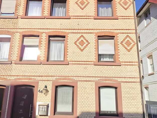 Doppelhaushälfte zum Kauf 220.000 € 7 Zimmer 168 m² 444 m² Grundstück Höfen an der Enz 75339