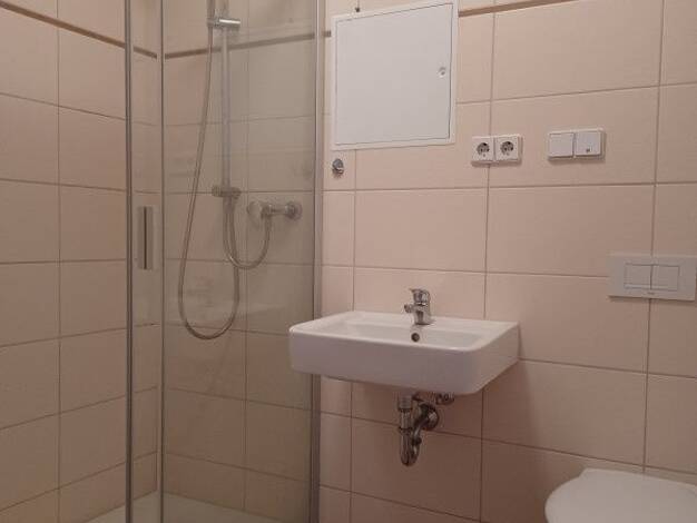 Wohnung zur Miete nur mit Wohnberechtigungsschein 362 € 2 Zimmer 51,1 m² 1. Geschoss Kastanienweg 3 Chrieschwitz Plauen 08529