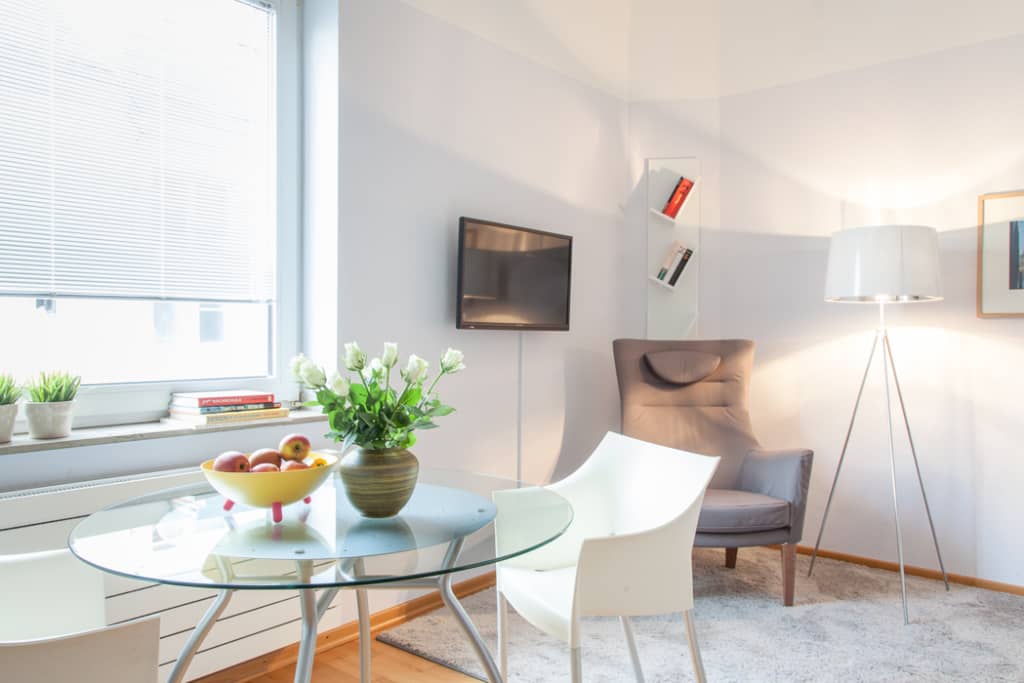 Wohnung zur Miete Wohnen auf Zeit 1.340 € 1 Zimmer 23 m²<br/>Wohnfläche 01.07.2025<br/>Verfügbarkeit Werderstraße Neustadt - Nord Köln 50672