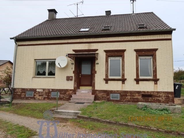 Mehrfamilienhaus zum Kauf 195.000 € 7 Zimmer 173 m²<br/>Wohnfläche 510 m²<br/>Grundstück Oberbexbach Bexbach 66450