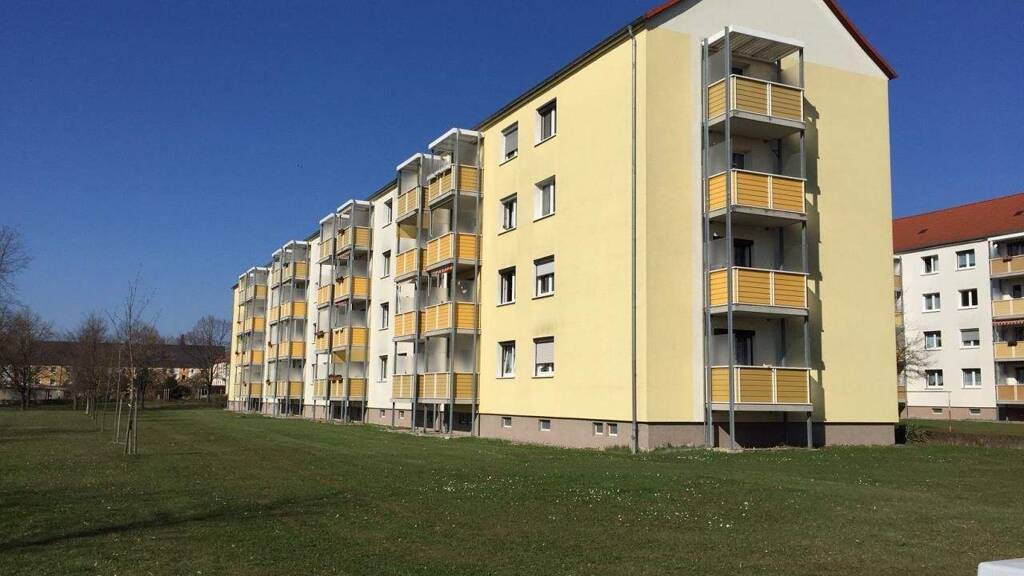 Wohnung zur Miete 353 € 3 Zimmer 58,8 m² 2. Geschoss Werner-Seelenbinder-Str. 37 Gröba Riesa 01591