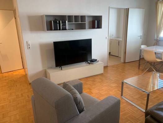 Wohnung zur Miete Wohnen auf Zeit 1.410 € 2 Zimmer 55,8 m² frei ab 01.09.2025 Bahnhofstrasse Wiesbaden 65185