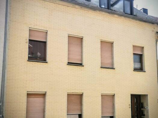 Mehrfamilienhaus zum Kauf 149.000 € 8 Zimmer 155 m² 240 m² Grundstück Meerane 08393