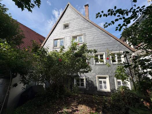 Haus zum Kauf 1.250.000 € 11 Zimmer 220 m² 442 m² Grundstück Innenstadt Detmold 32756