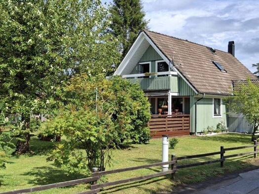 Einfamilienhaus zum Kauf provisionsfrei 110.000 € 6 Zimmer 176 m² 1.929 m² Grundstück Nygatan 5 Målerås 382 76