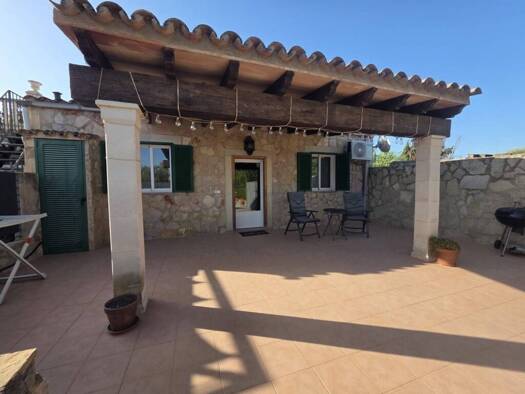 Reihenhaus zur Miete 1.900 € 3 Zimmer 110 m² Binissalem 07350