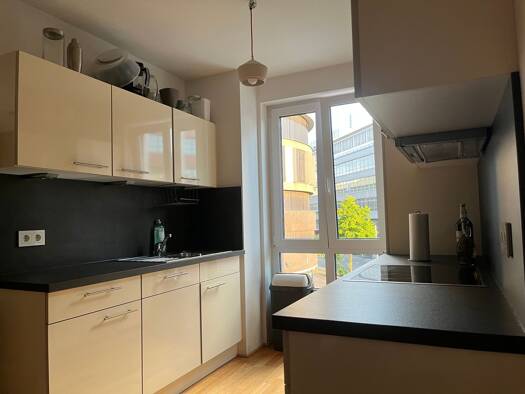 WG-Zimmer zur Miete 675 € 15 m² Geschoss 2/5 frei ab 16.08.2026 Gallus Frankfurt am Main 60326