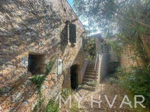 Haus zum Kauf 210.000 € 6 Zimmer 240 m² Jelsa