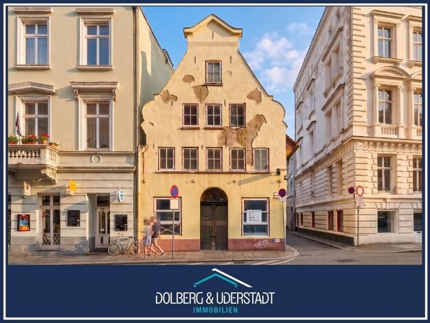 Mehrfamilienhaus zum Kauf 425.000 € 8 Zimmer 200 m² 244 m² Grundstück Innenstadt Innenstadt 23552