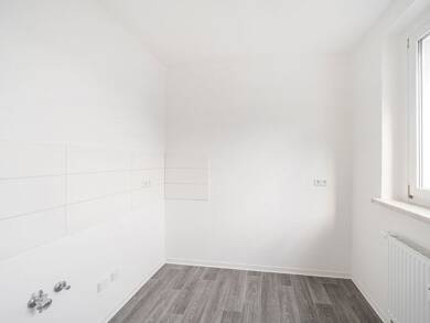 Wohnung zur Miete 289 € 2 Zimmer 48,9 m² 1. Geschoss frei ab 01.06.2025 Otto-Nagel-Straße 6 Hanns-Eisler-Platz / Kannenstieg Magdeburg 39128