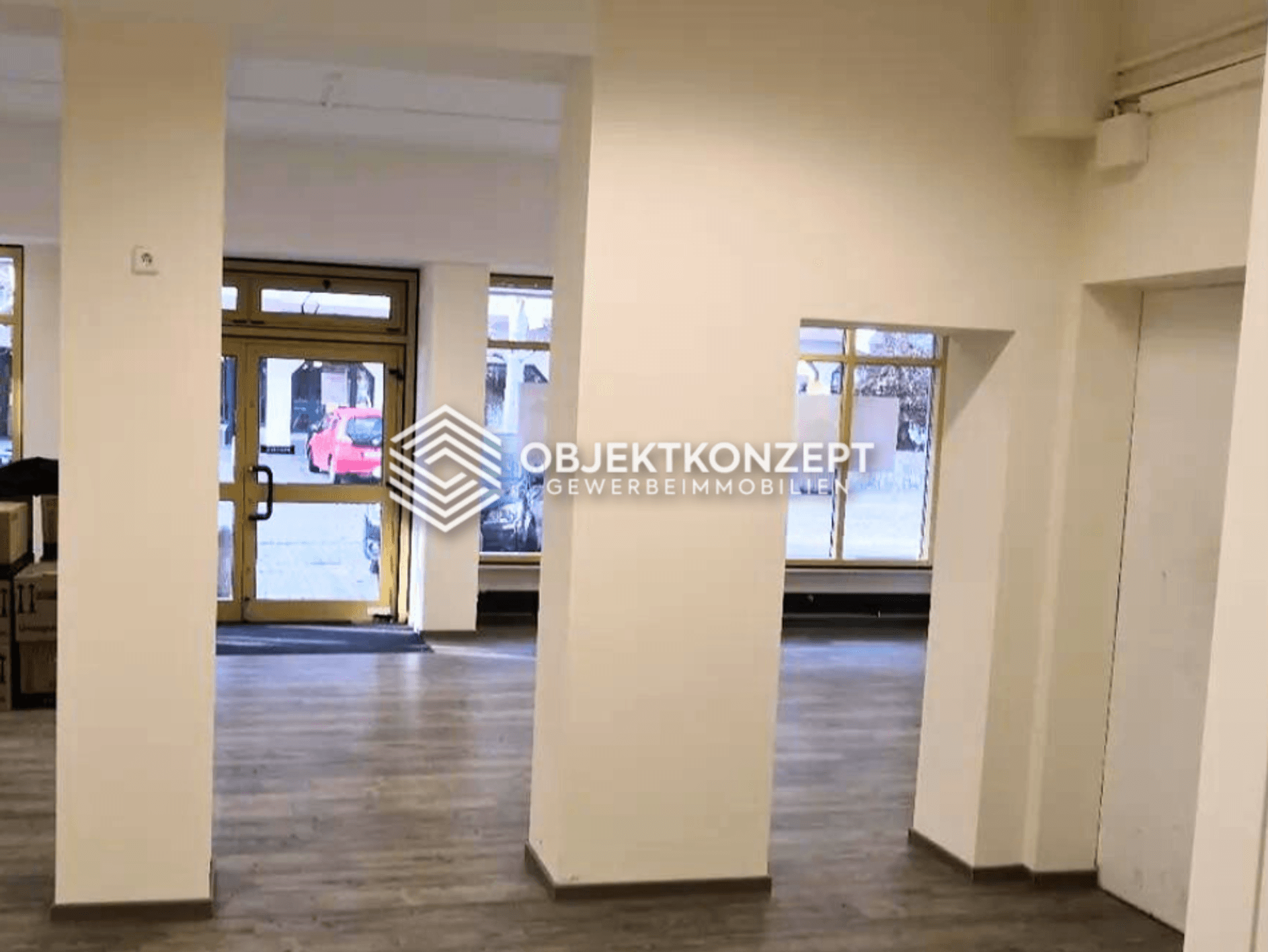 Verkaufsfläche zur Miete 1.700 € 220 m²<br/>Verkaufsfläche ab 50 m²<br/>Teilbarkeit Reichenbach an der Fils 73262