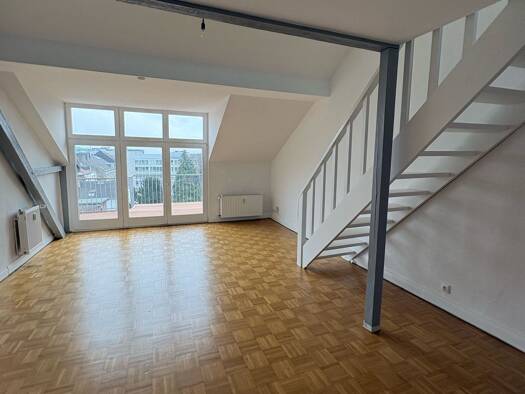Maisonette zur Miete 800 € 2,5 Zimmer 70 m² Geschoss 3/3 frei ab sofort Stadtmitte Mönchengladbach 41061