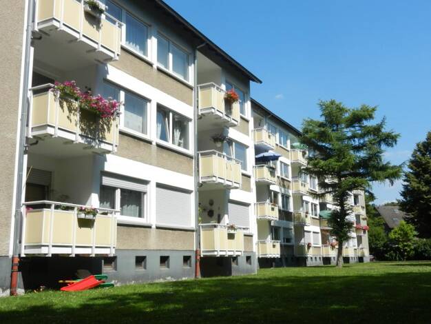 Wohnung zum Kauf provisionsfrei 104.900 € 3 Zimmer 64,8 m² 3. Geschoss Seitenhorst 11 Bissingheim Duisburg-Süd 47279
