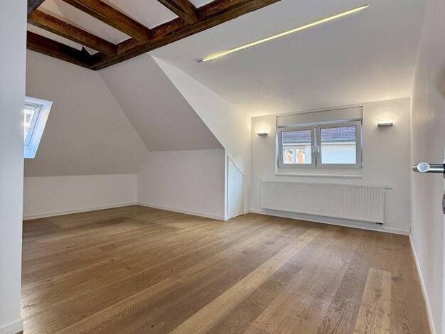 Wohnung zur Miete 1.435 € 3 Zimmer 71,3 m² 3. Geschoss West West 70197