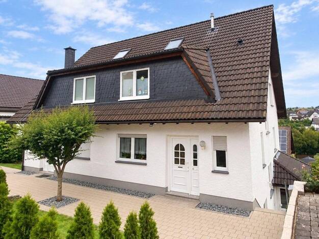 Maisonette zum Kauf provisionsfrei 209.000 € 6 Zimmer 112 m² EG Hallenberg Hallenberg 59969