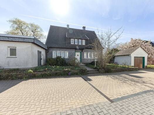 Einfamilienhaus zum Kauf 249.000 € 10 Zimmer 153 m² 1.198 m² Grundstück Sprockhövel 45549