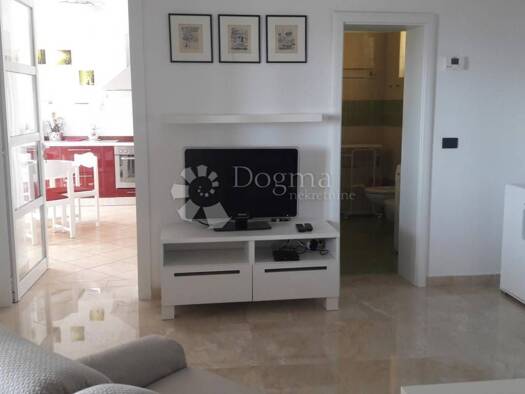 Wohnung zur Miete 1.200 € 3 Zimmer 75 m² Icici, Opatija - Okolica Icici, Ika
