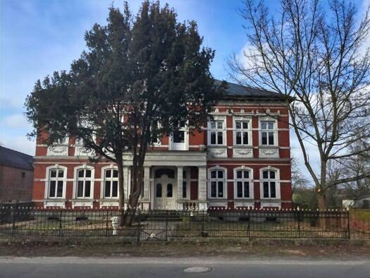 Haus zum Kauf 230.000 € 14 Zimmer 410 m² 2.272 m² Grundstück Bösel Lüchow 29439