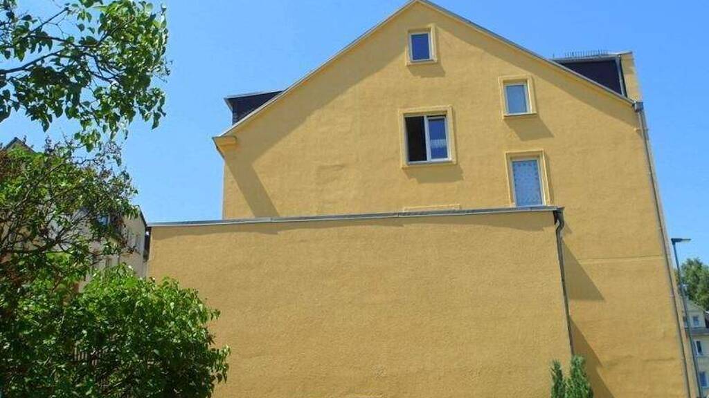 Wohnung zur Miete 360 € 3 Zimmer 72 m² 3. Geschoss Straße des Friedens 9 Limbach-Oberfrohna 09212