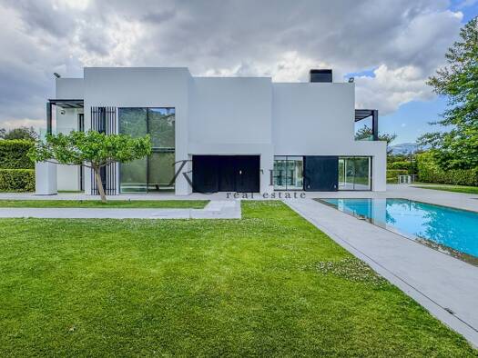 Haus zum Kauf 6.000.000 € 1.250 m² 3.500 m² Grundstück ????? 14578