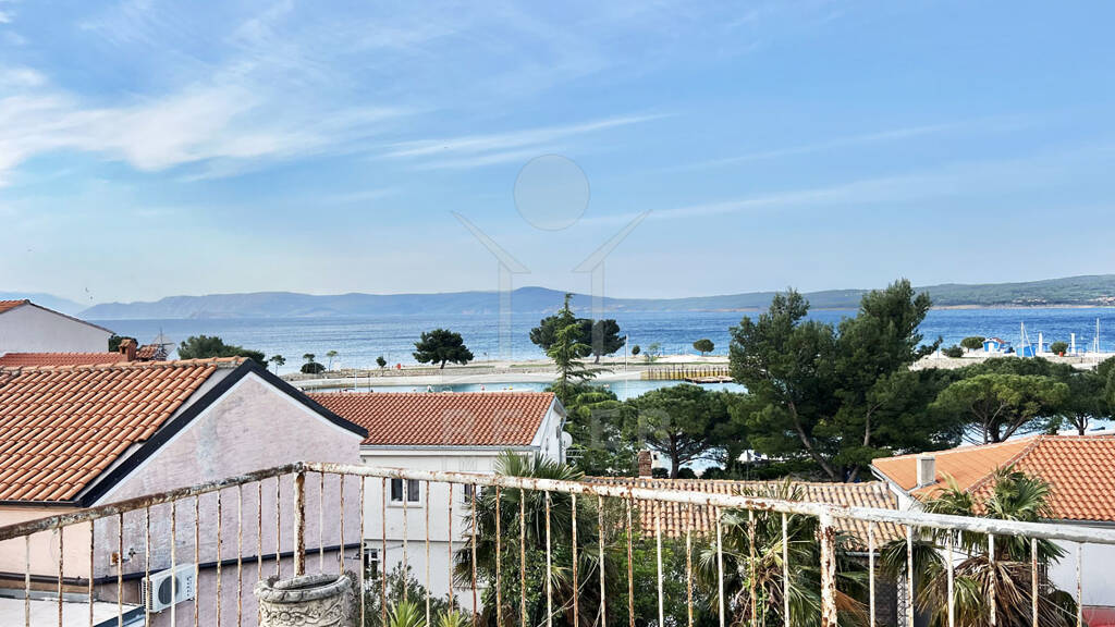 Einfamilienhaus zum Kauf 1.100.000 € 9 Zimmer 218 m² 650 m² Grundstück Crikvenica 51260