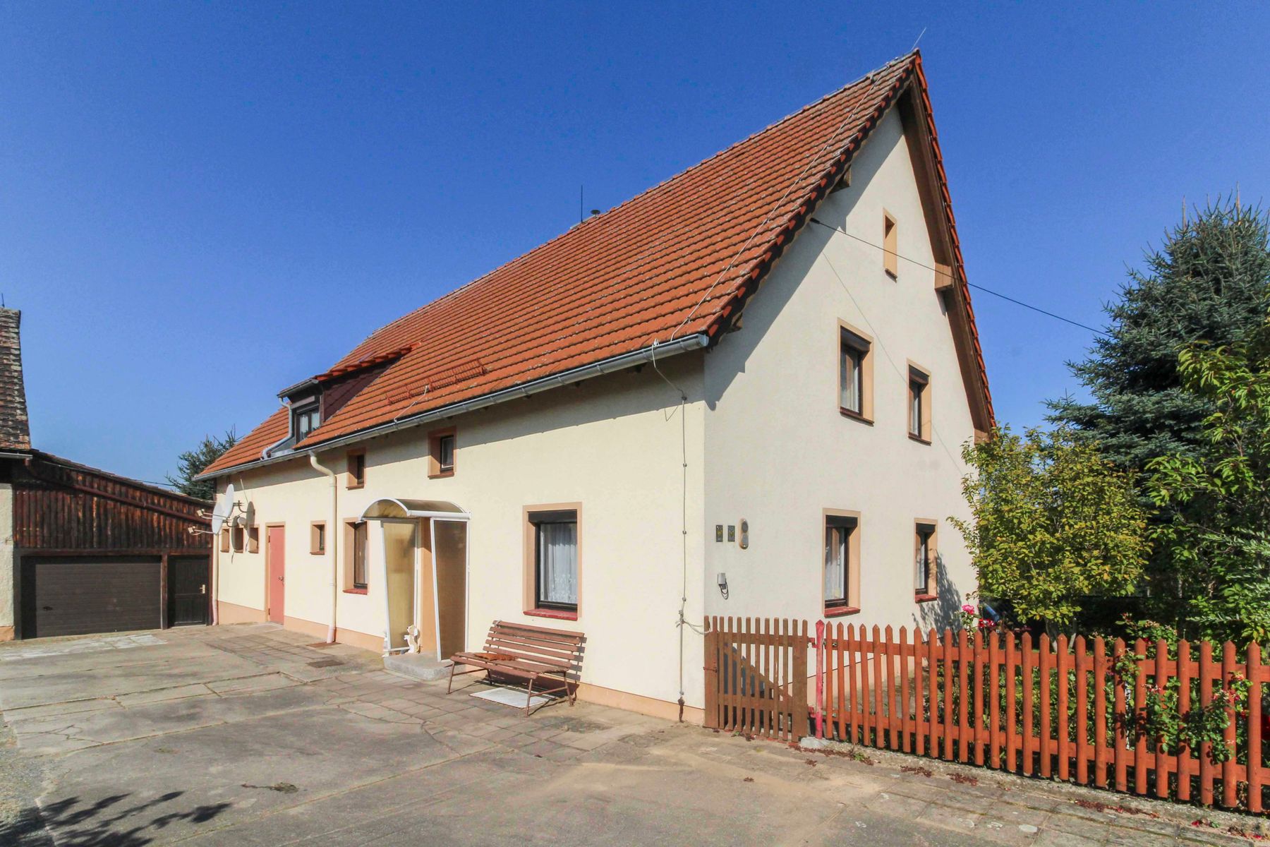 Immobilie zum Kauf als Kapitalanlage geeignet 220.000 € 7 Zimmer 140 m²<br/>Fläche 3.181,1 m²<br/>Grundstück Drehfeld Reinsberg 09629