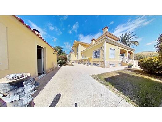 Chalet zum Kauf 825.000 € 4 Zimmer 424 m² 862 m² Grundstück Elx / Elche 03203