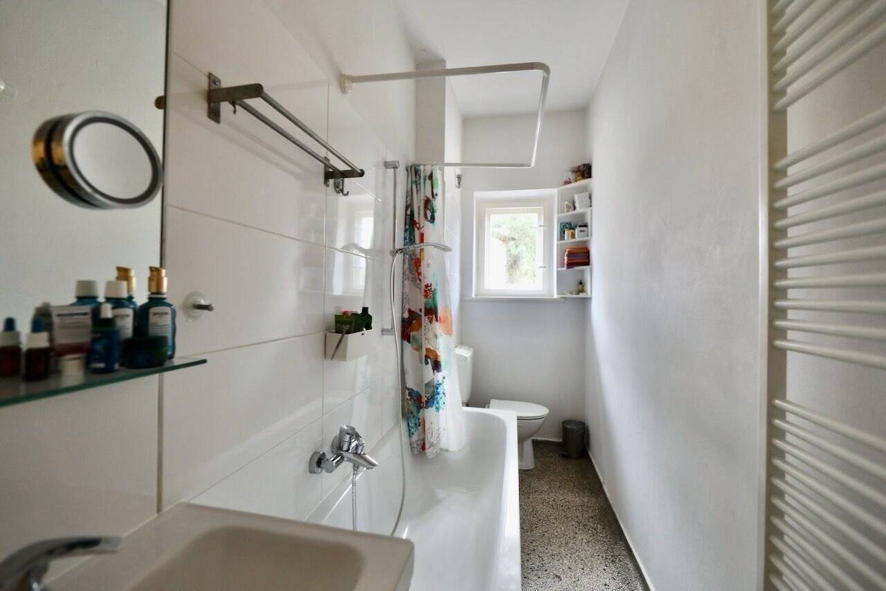 Property thumbnail 3