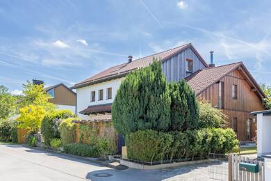 Mehrfamilienhaus zum Kauf 1.190.000 € 11 Zimmer 302,1 m² 773 m² Grundstück frei ab 01.03.2026 Kaufering 86916
