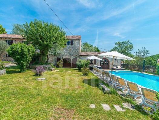 Haus zum Kauf 875.000 € 5 Zimmer 320 m² Zminj
