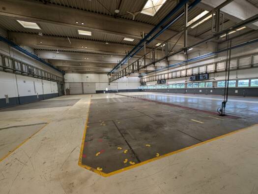 Lagerhalle zur Miete 30.600 € 2.925 m² Lagerfläche Emmerke Giesen 31180
