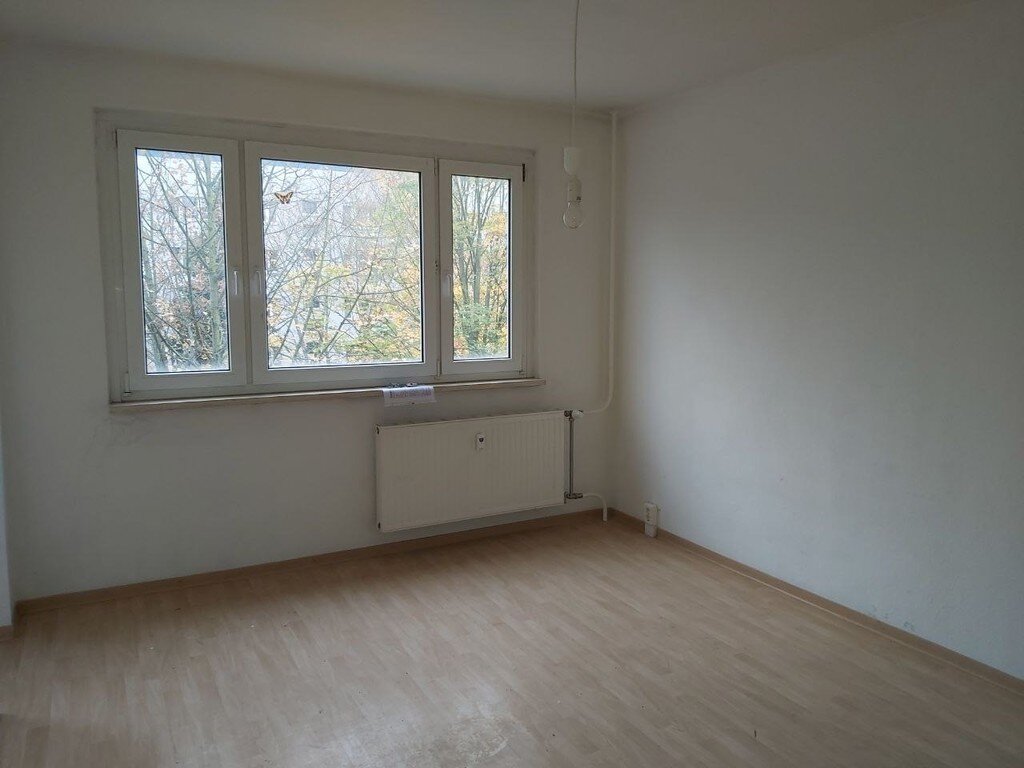 Wohnung zur Miete 190 € 1 Zimmer 27,8 m²<br/>Wohnfläche 2.<br/>Geschoss 01.01.2025<br/>Verfügbarkeit Freiberger Str. 2 Thekla Leipzig 04349