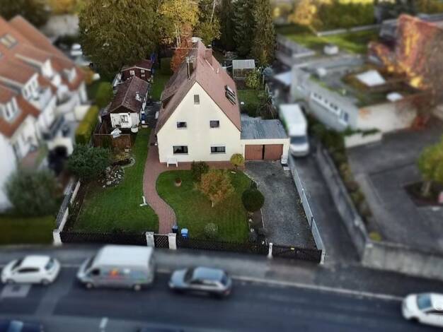 Einfamilienhaus zum Kauf 450.000 € 6 Zimmer 133 m² 820 m² Grundstück Nordstadt Fürth 90765