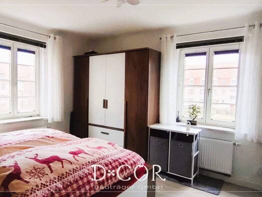 Wohnung zum Kauf 270.000 € 4 Zimmer 77 m² Geschoss 1/2 frei ab 01.06.2026 Laubegast Dresden 01279