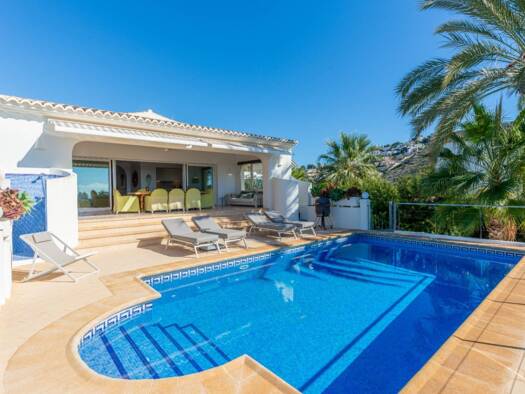 Villa zum Kauf provisionsfrei 1.950.000 € 6 Zimmer 357 m² 983 m² Grundstück Moraira 03724