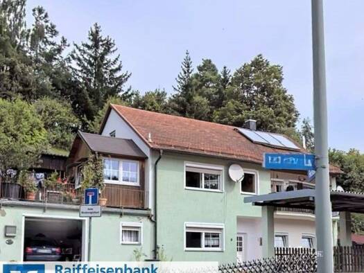 Einfamilienhaus zum Kauf 229.000 € 7 Zimmer 166 m² 679 m² Grundstück Hohenfels 92366