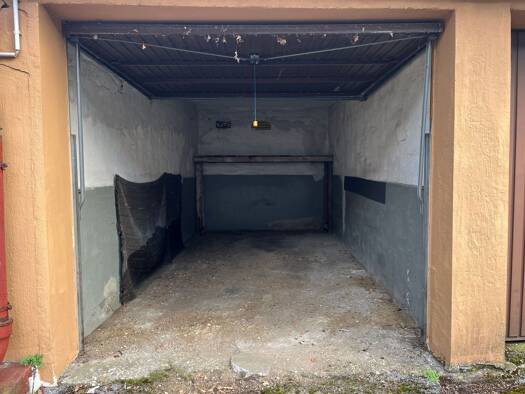 Garage zur Miete provisionsfrei 100 € Steinmetzstr. 23 Südostviertel Stadtbezirk I 45139