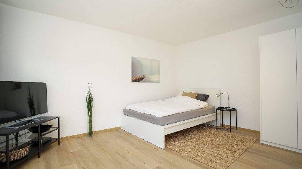 Wohnung zur Miete auf Zeit 1.190 € 2 Zimmer 39 m² frei ab sofort Stadtmitte Neu-Ulm 89231